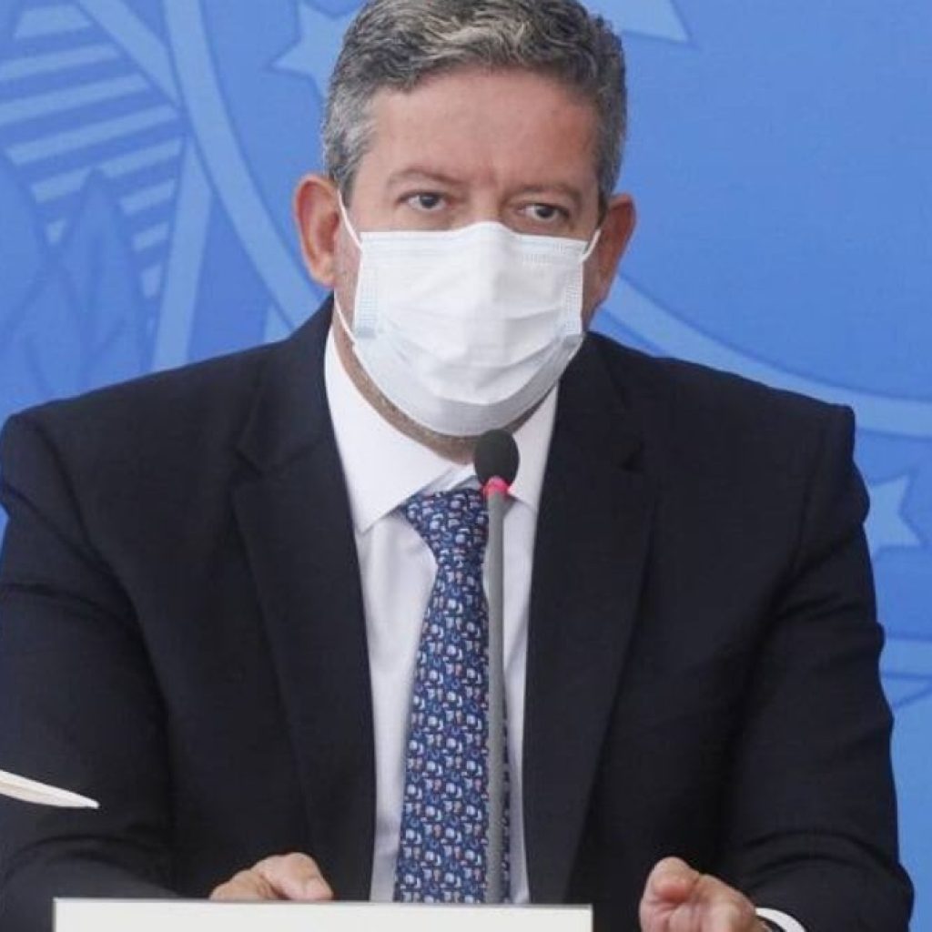 favorito-a-reeleicao,-lira-diz-que-camara-focara-em-reforma-tributaria