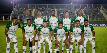 Uirapuru Campo Verde vira o jogo e se torna líder do seu grupo